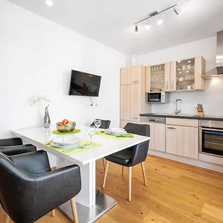 Appartement Seeblickwohnung *