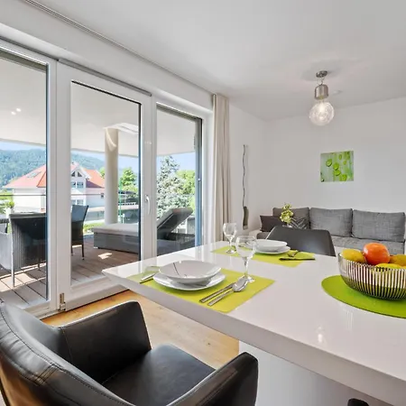 Seeblickwohnung Appartement Pörtschach am Wörthersee