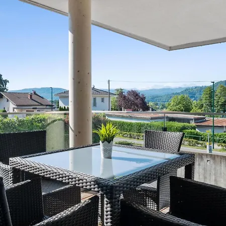 Seeblickwohnung Apartment Portschach am Woerthersee