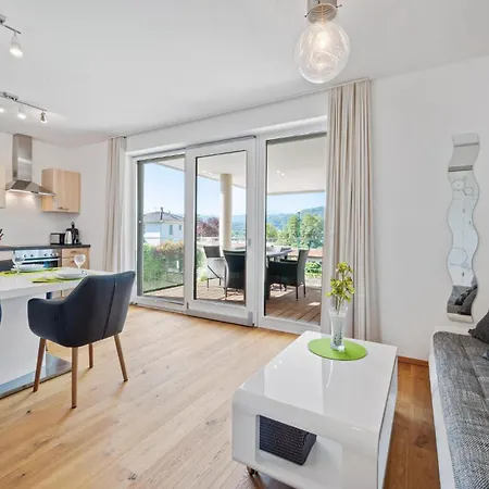 Apartment Seeblickwohnung